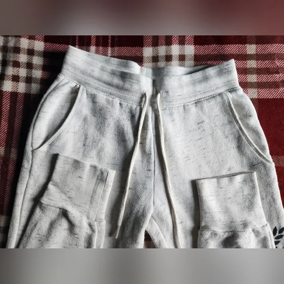 PINK Victoria's Secret Cream Joggers - Picture 3 of 4